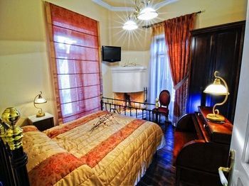 Hotel Archontiko Mountzouridi 4*