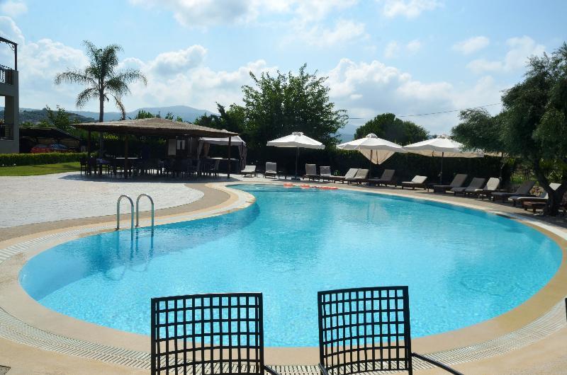 Tsokas Aparthotel 4*