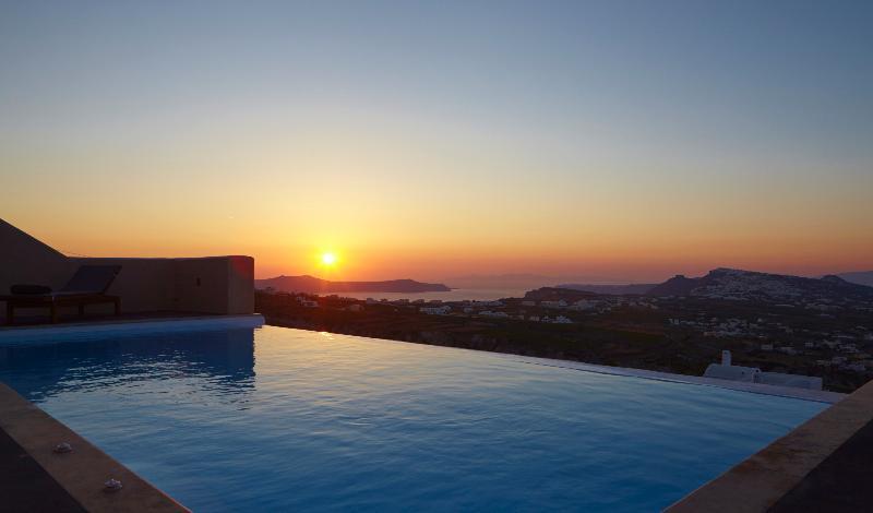 Santorini North