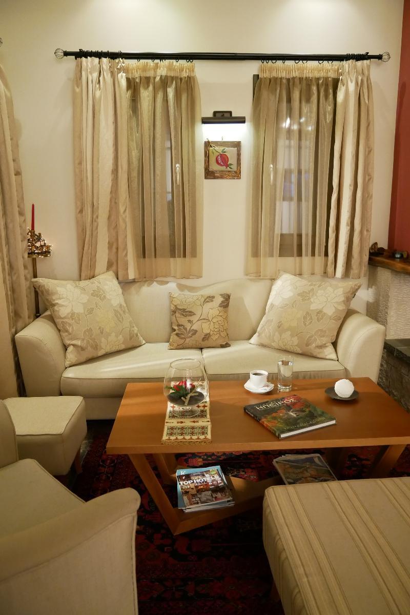 Hotel Rodovoli 3*