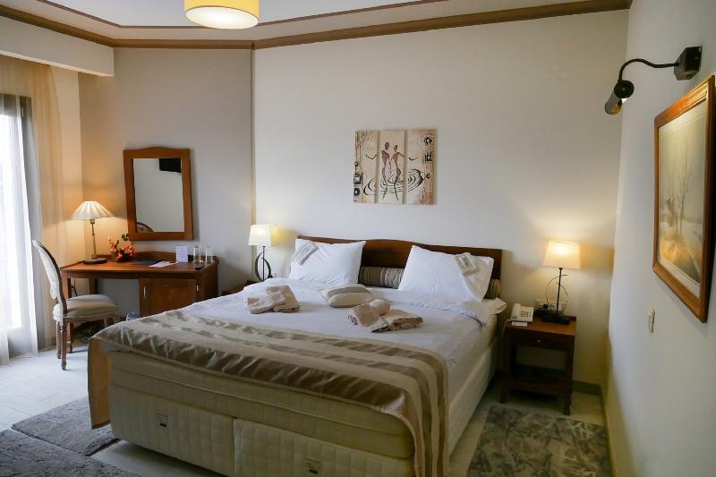 Rodovoli Hotel 3*