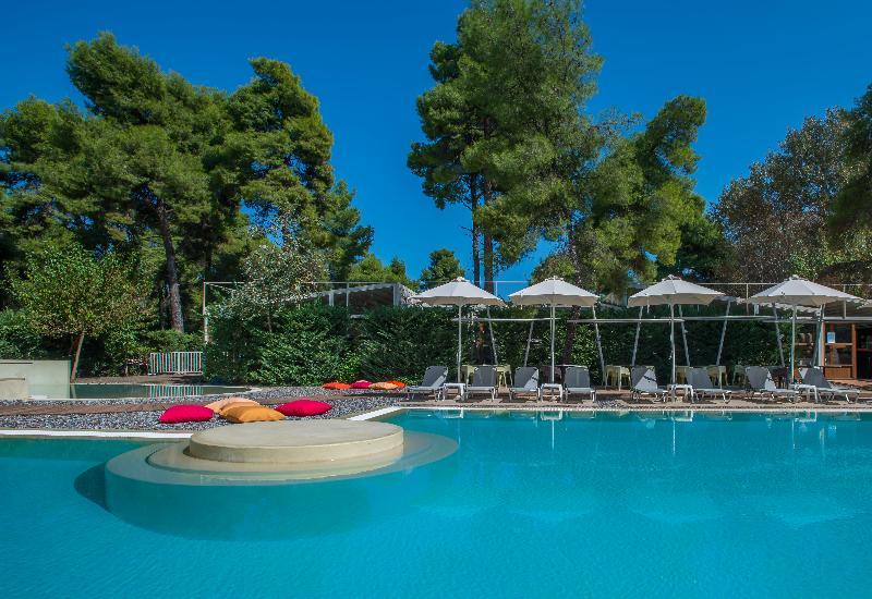 Club Summer Hotel 4*