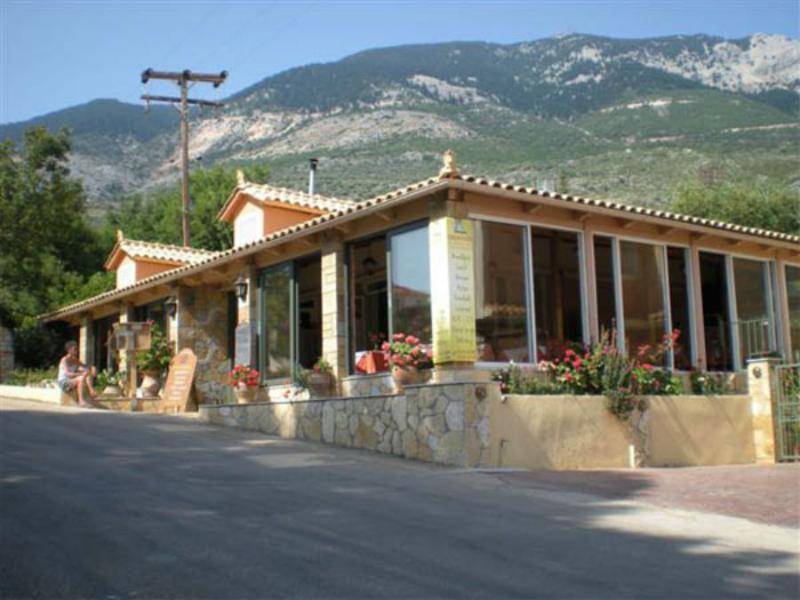 Liocharis 3* Lourdata (Kefalonia)
