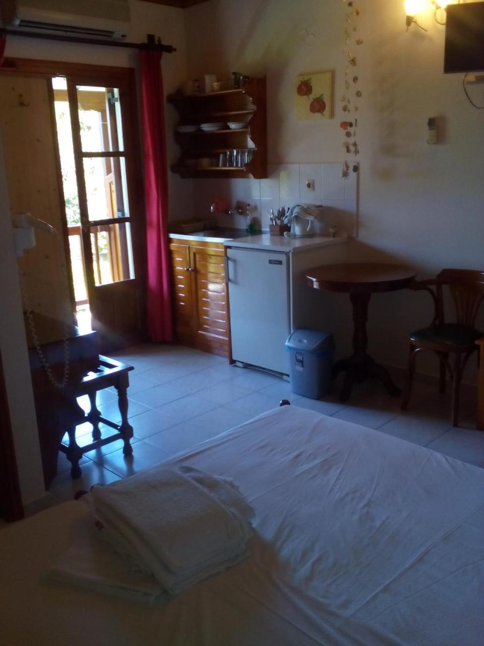 Apartment Pansion Matoula Skiathos Town