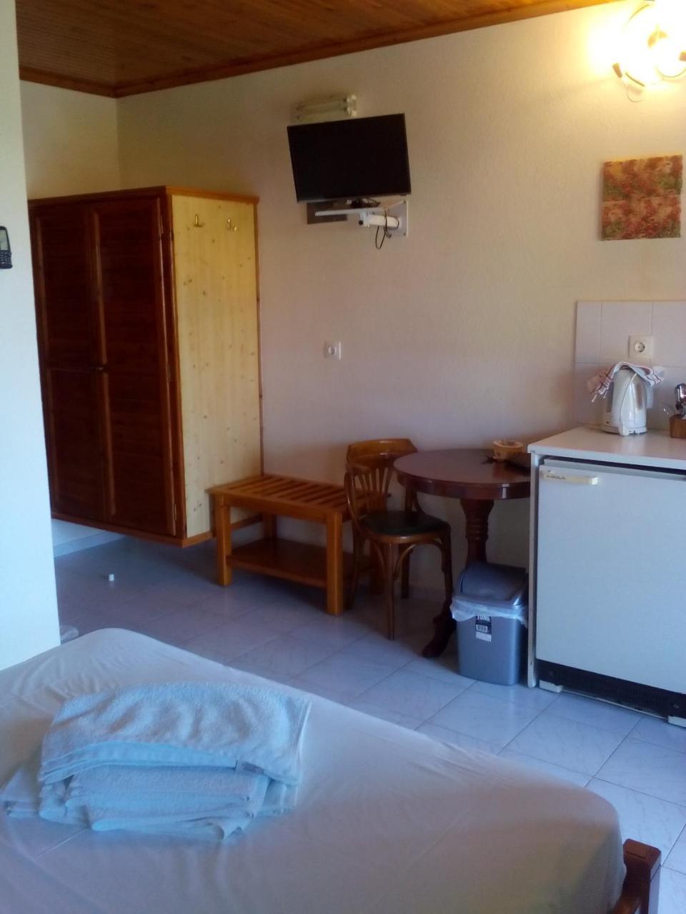 Apartment Pansion Matoula Skiathos Town