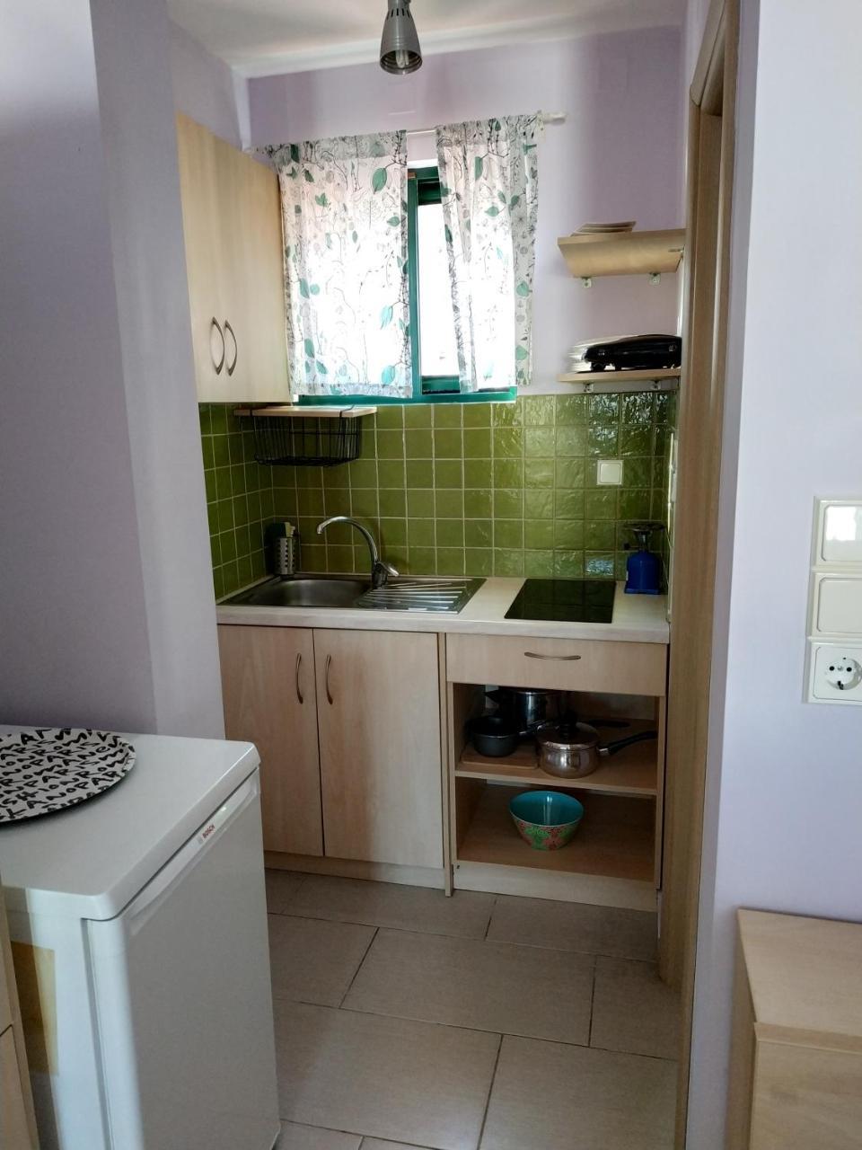 Elina Guest house