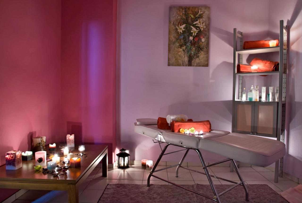 Alpen House & 4*