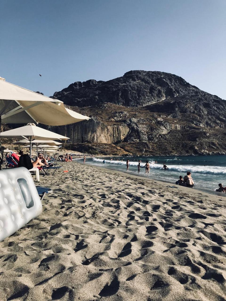 Beachside In Centre!