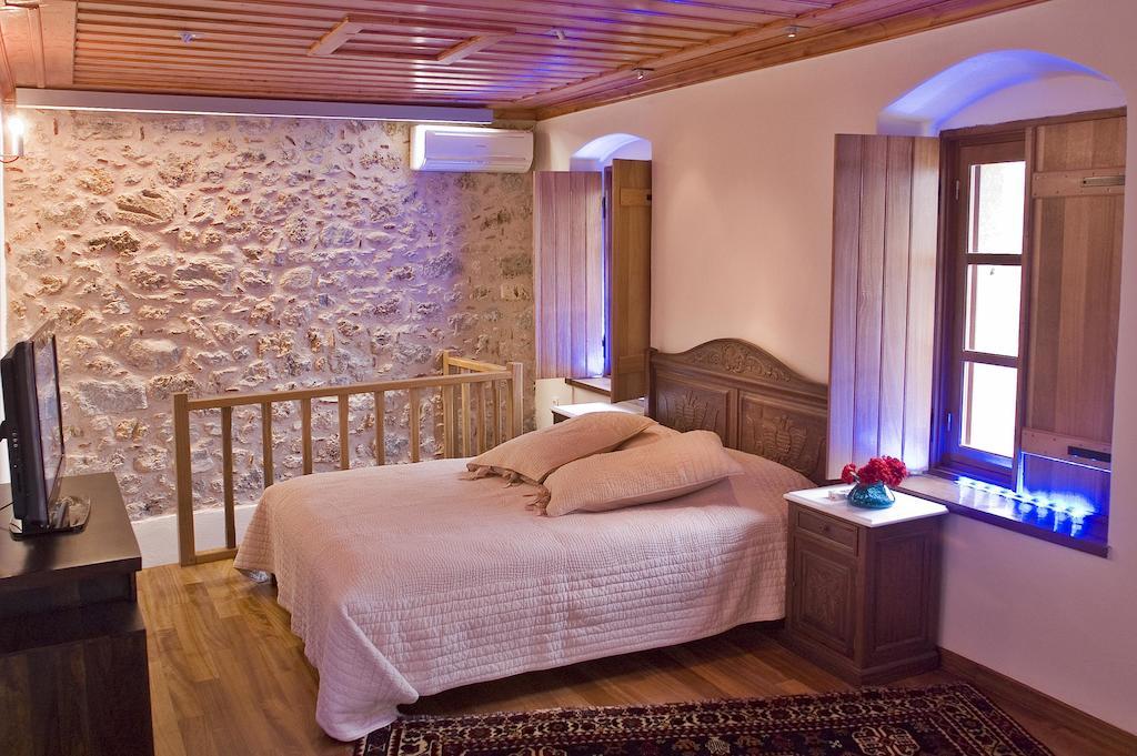 Ardamis 3* Monemvasia