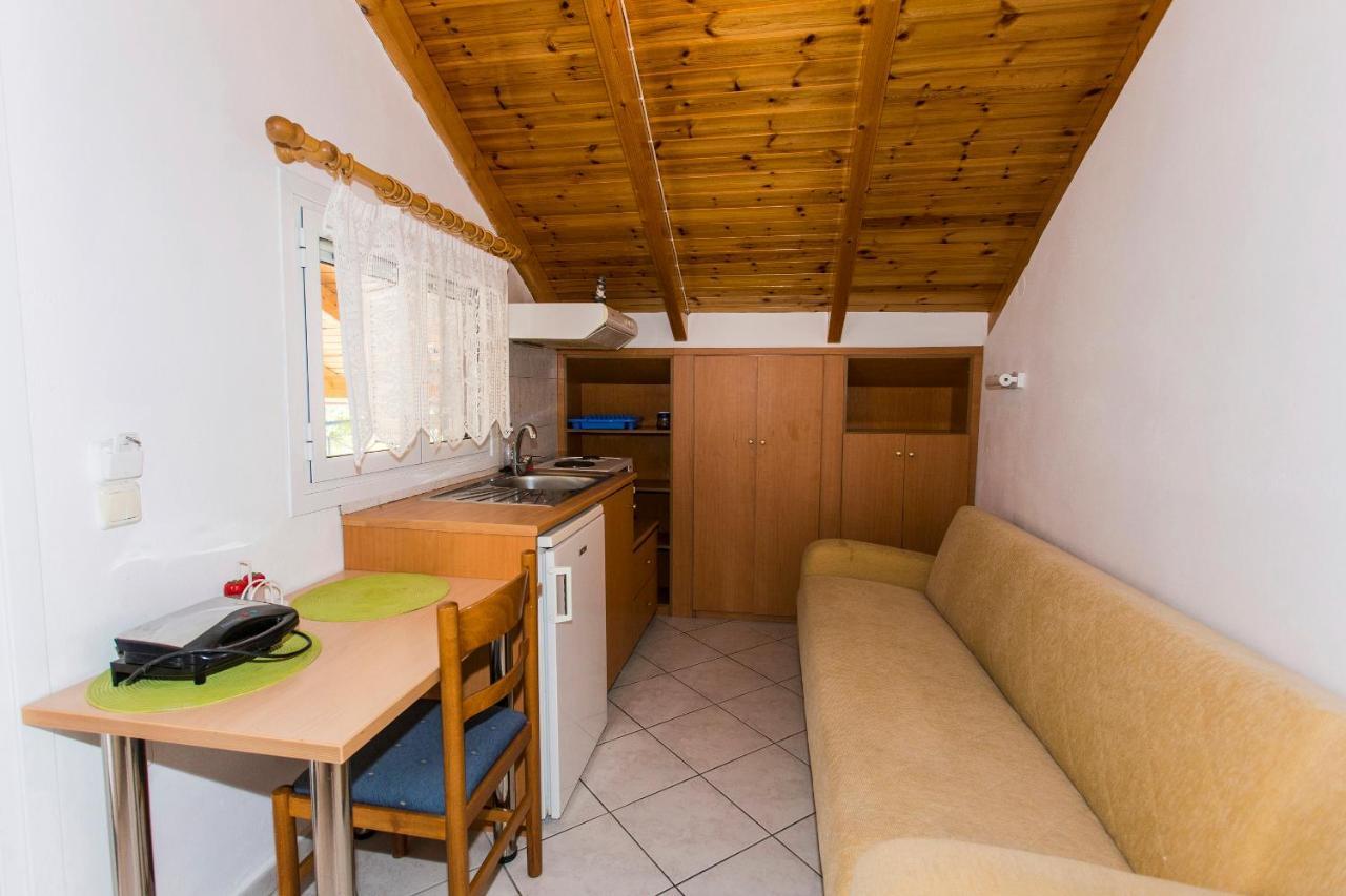 Rozou Apartment *