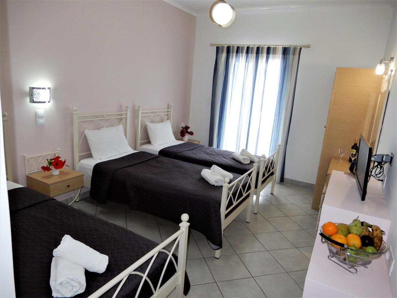 Holidays Ios Guest house 2*