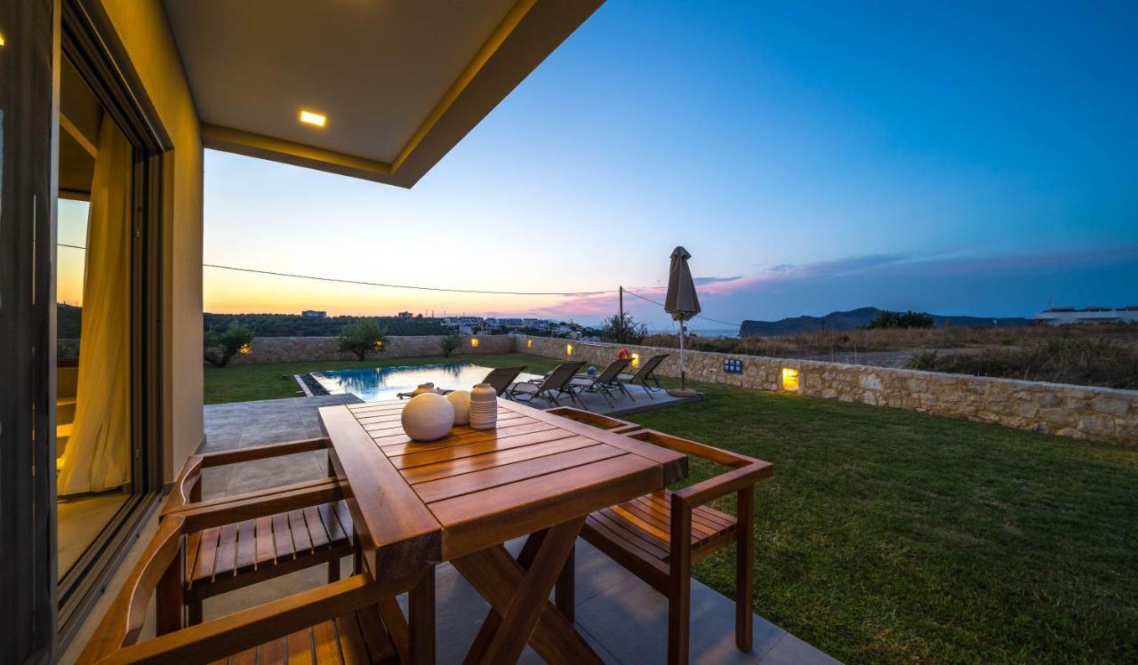 Villa Iskios Villas *