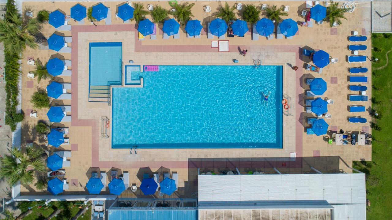 Tropical Sol Hotel 3*
