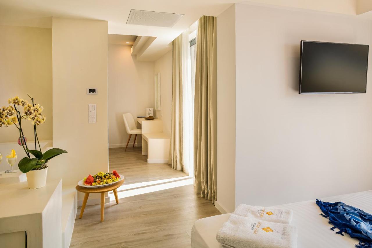Samian Mare Hotel, & 4* Karlovassi