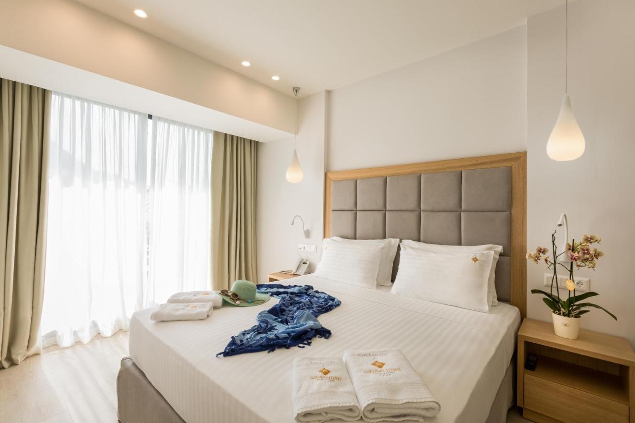 Samian Mare Hotel, & Hotel Karlovassi