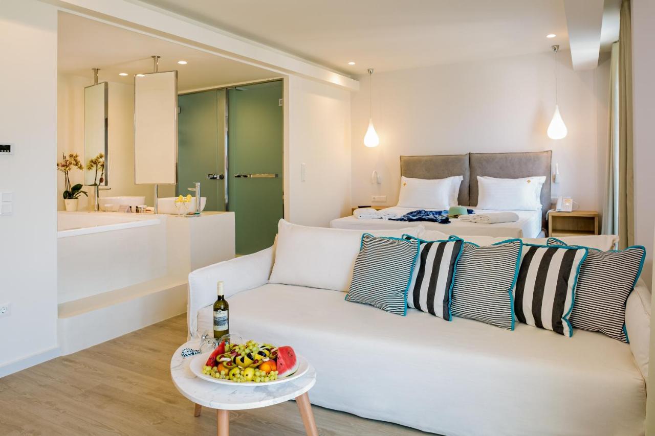 Samian Mare Hotel, & 4* Karlovassi