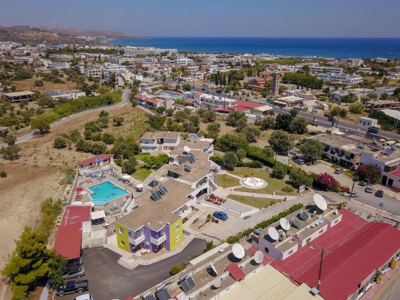 Family House 2* Faliraki
