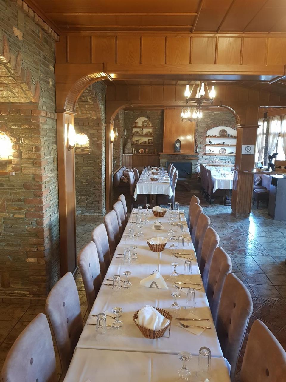 Hotel παραδοσιακο Loutraki (Pella)