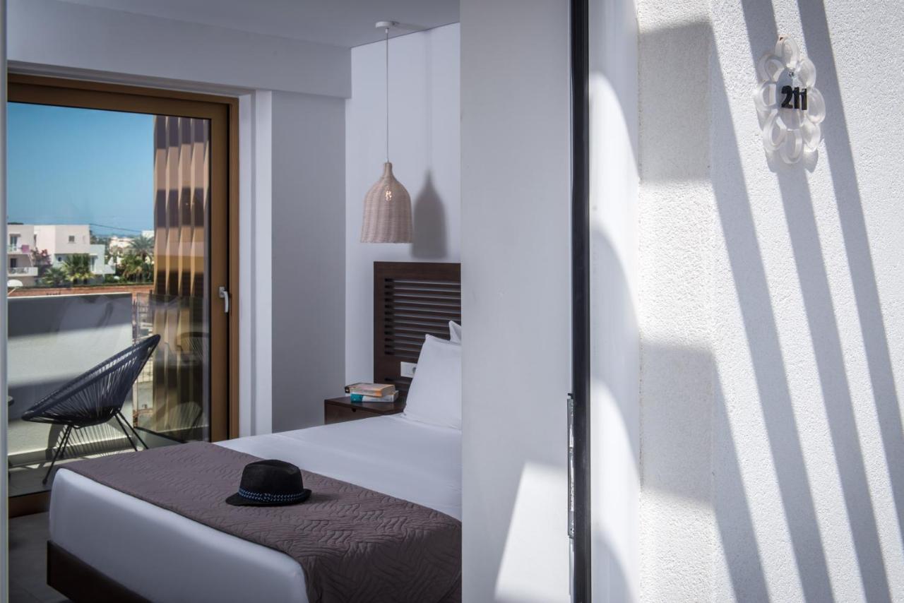 Meropi & Hotel 4*