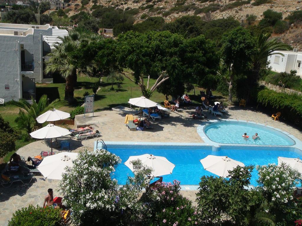 Valley Village Hotel
