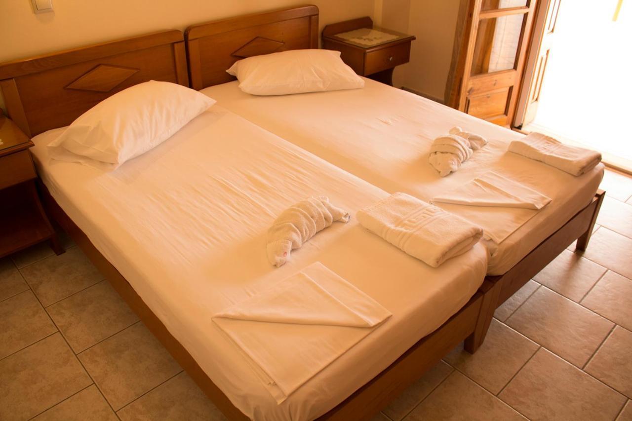 Aparthotel Tarsanas Beach