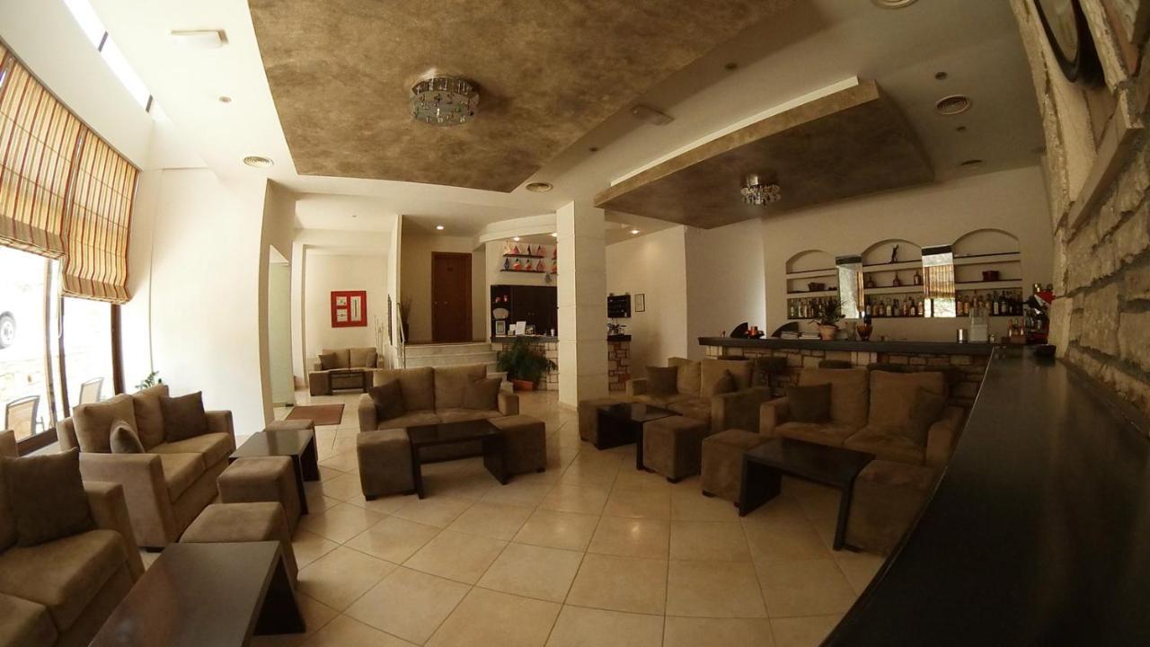 Ahilion Hotel 3*