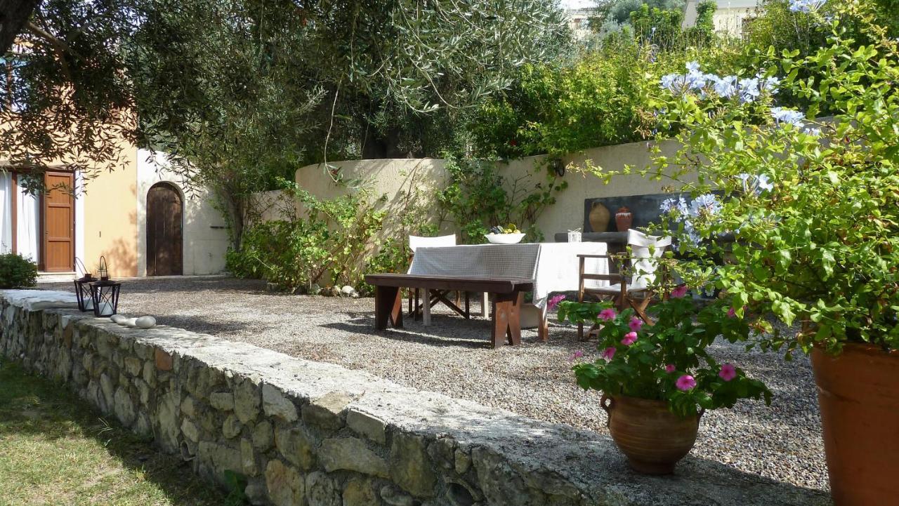 Mastrogiannis Levanda Villa