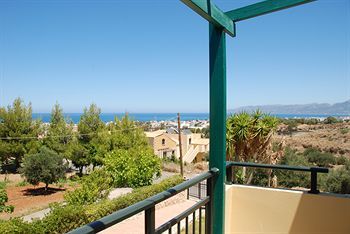 Golden Valantin Apartment