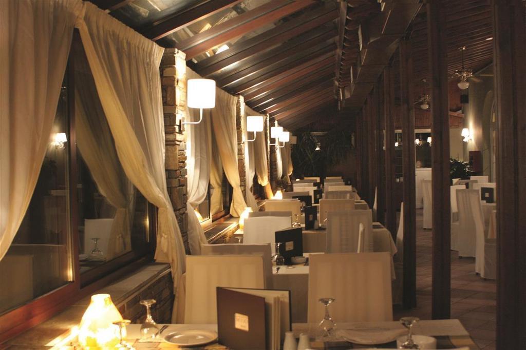 Hotel Mythos 3*