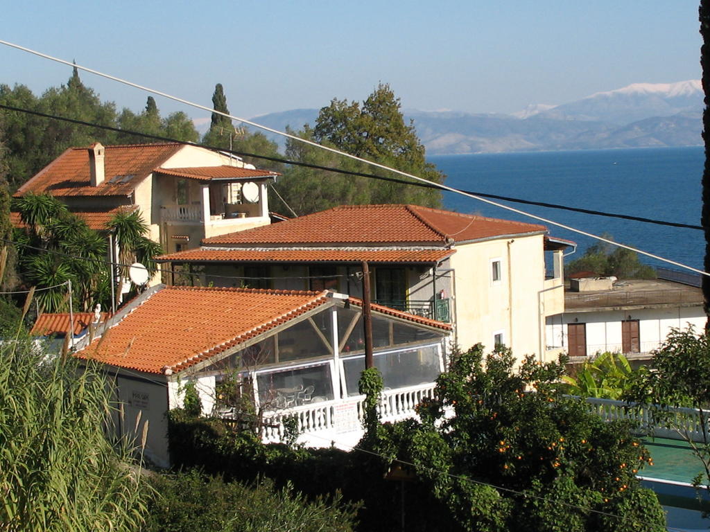 Aparthotel Corfu Andromaches 3*