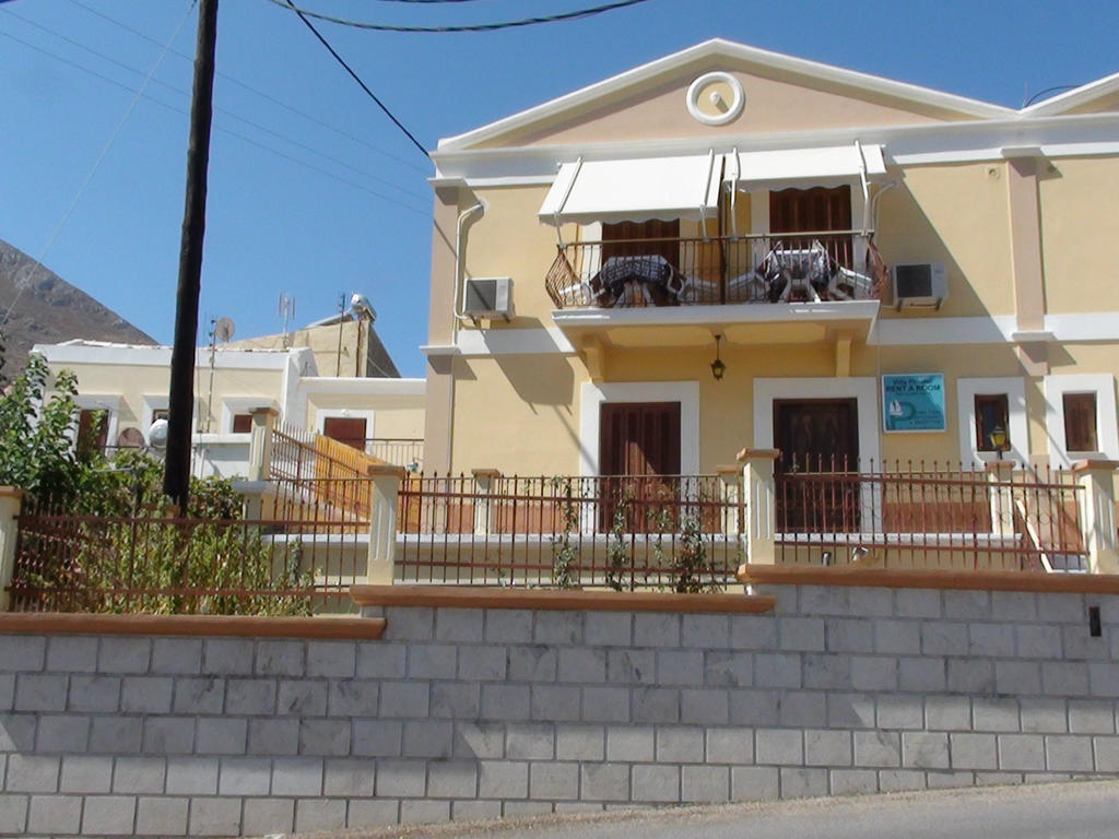 Guest house Pinotsi
