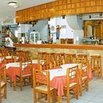 Beach Hotel 2*