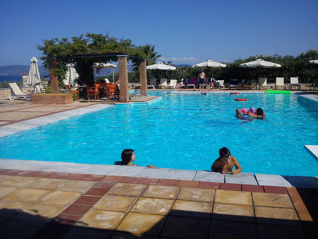 Panselinos Aparthotel