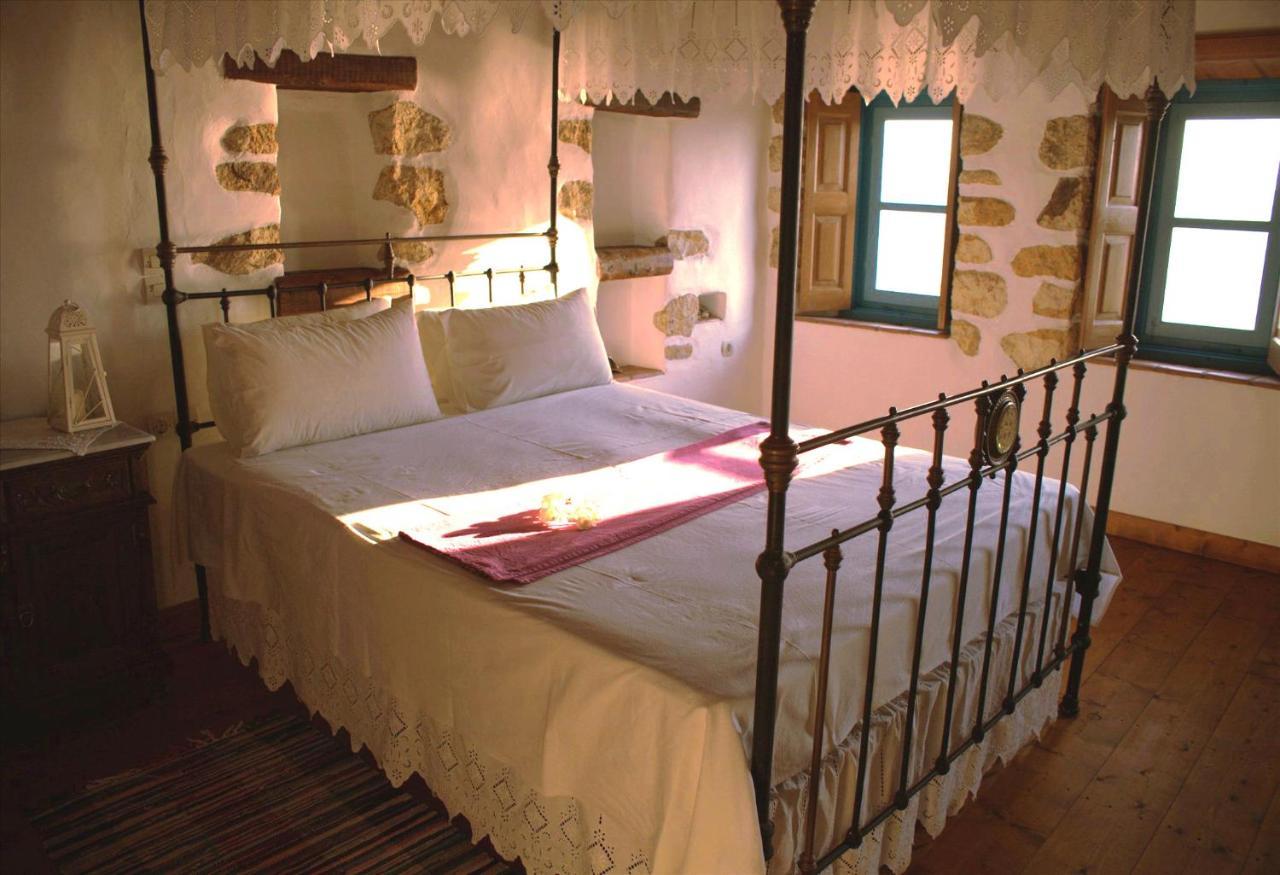 Eirini Luxury Villa