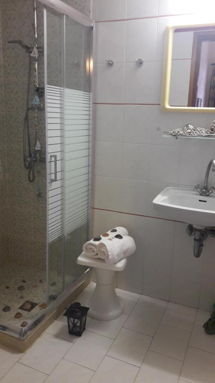 Apartment Myrto *