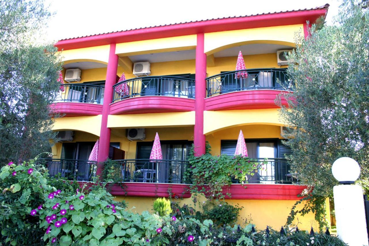 Fotini's 2 Toroni