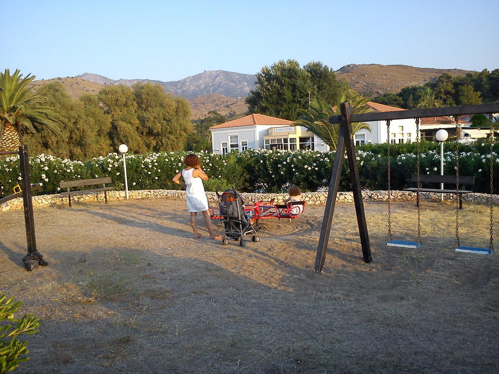 Aparthotel Panselinos