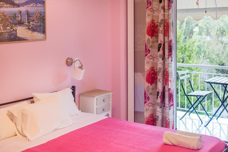 Spiti Prokopis - Marilena House * Dassia (Corfu)
