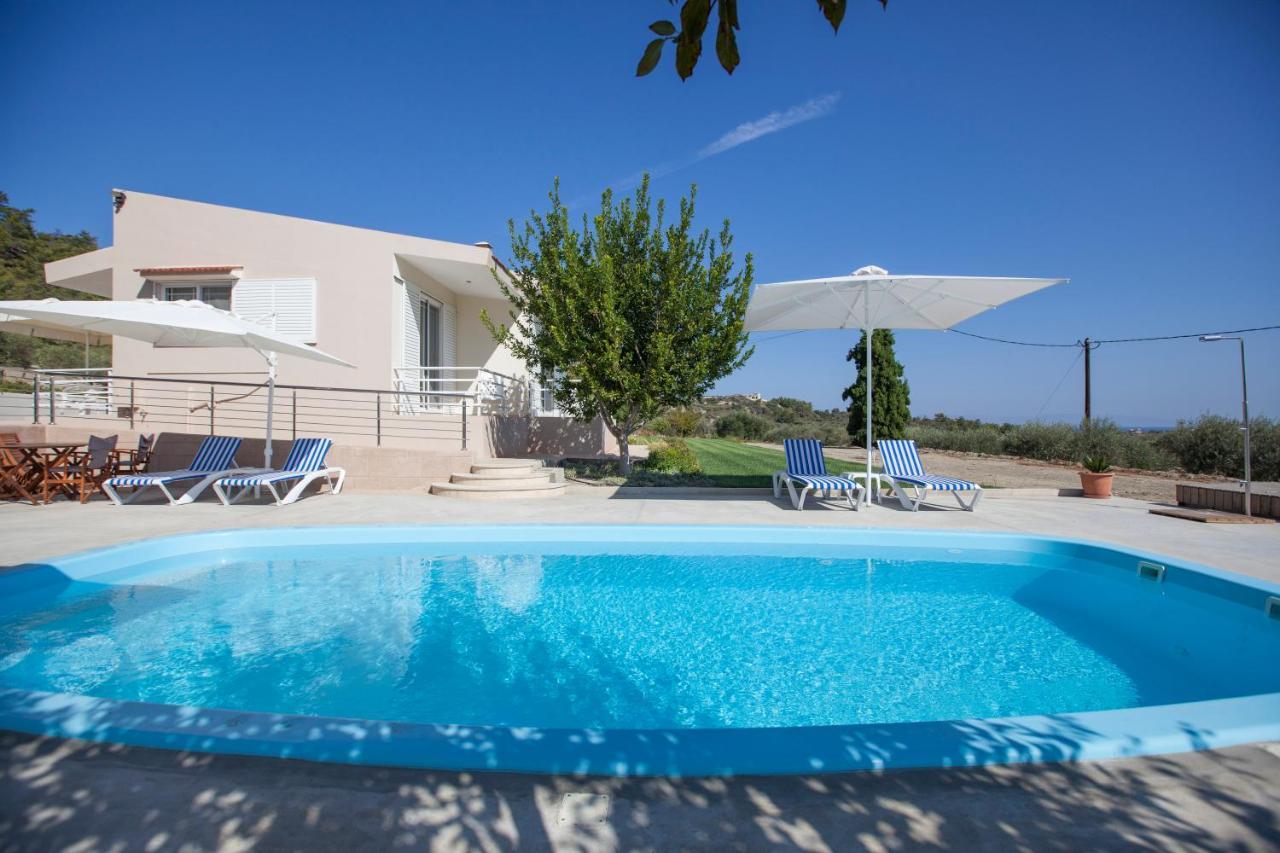 The Olive Grove Private Pool With Star Links Wifi * Theologos (Rhodes)