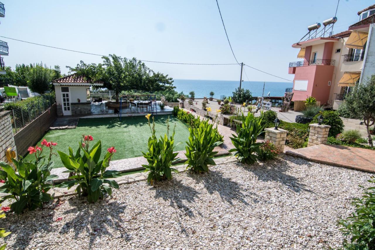 Agios Thomas Aparthotel 3*