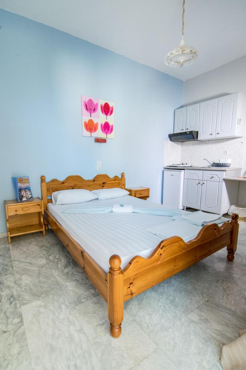 Agios Thomas Aparthotel