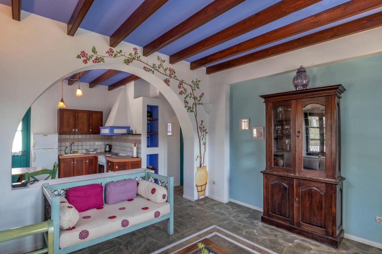 Nefeli Leros Aparthotel