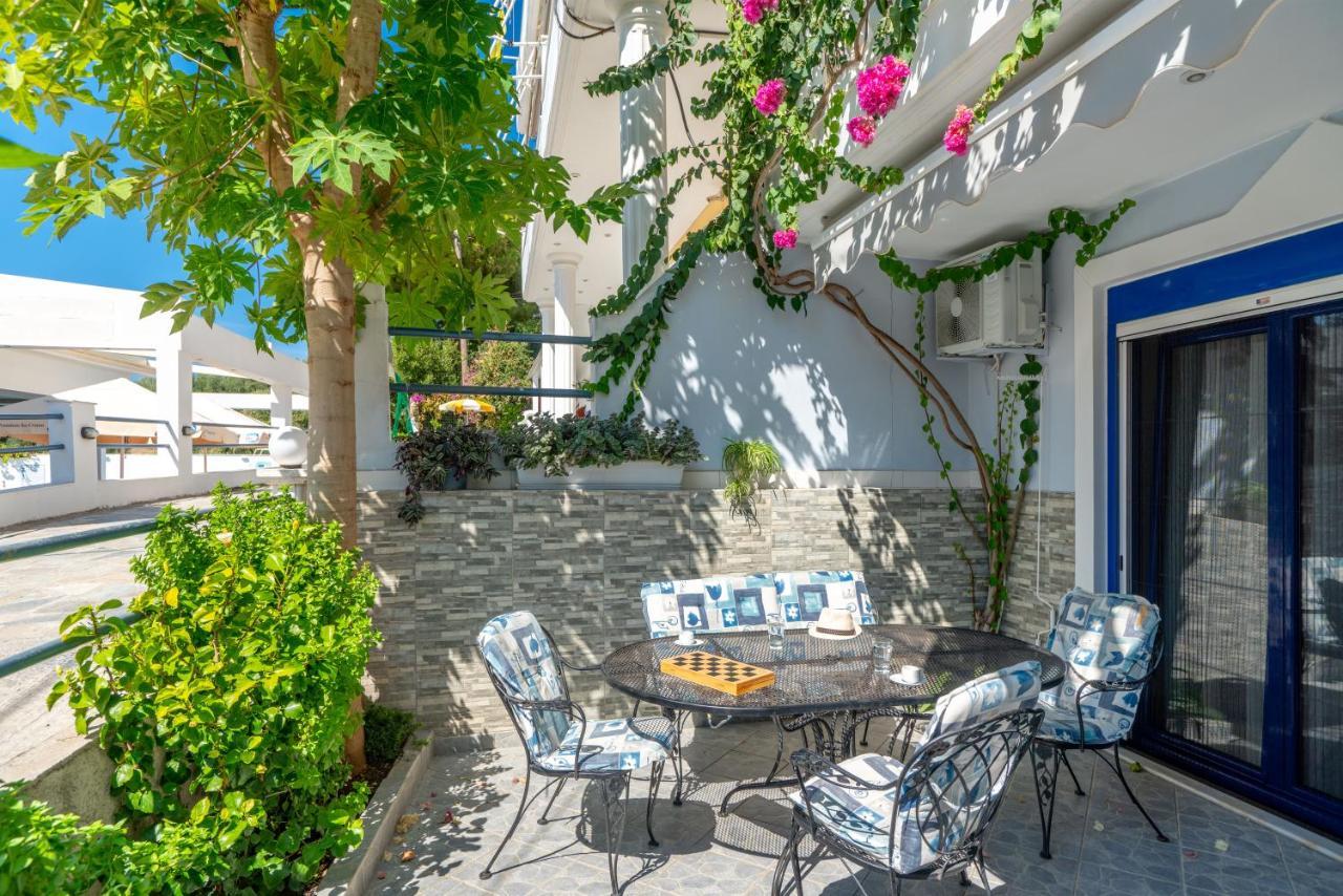 Hotel Mesogeios 2000 3*