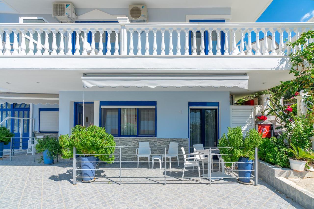 Hotel Mesogeios 2000