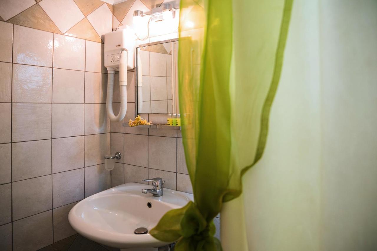 Aparthotel Anemes Avlemonas