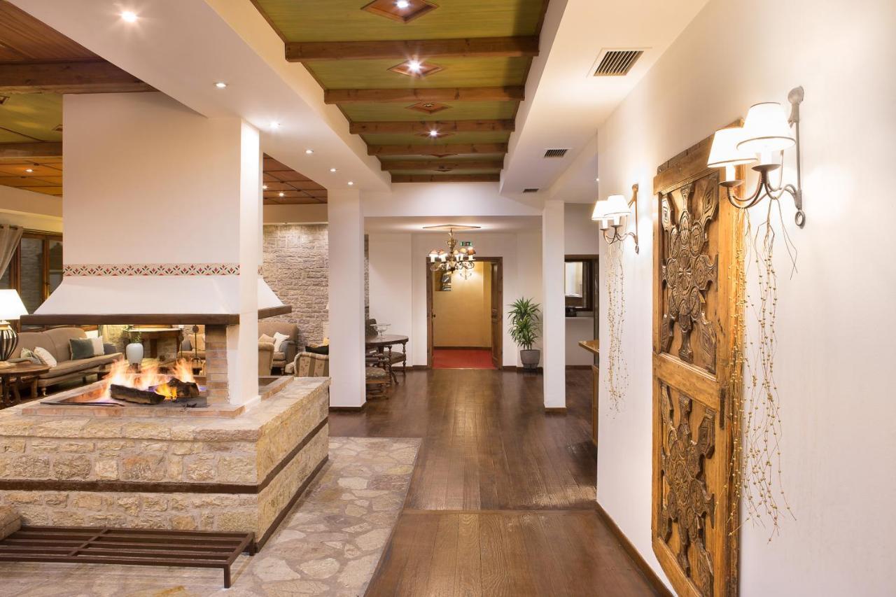 Country Club & Hotel 3*