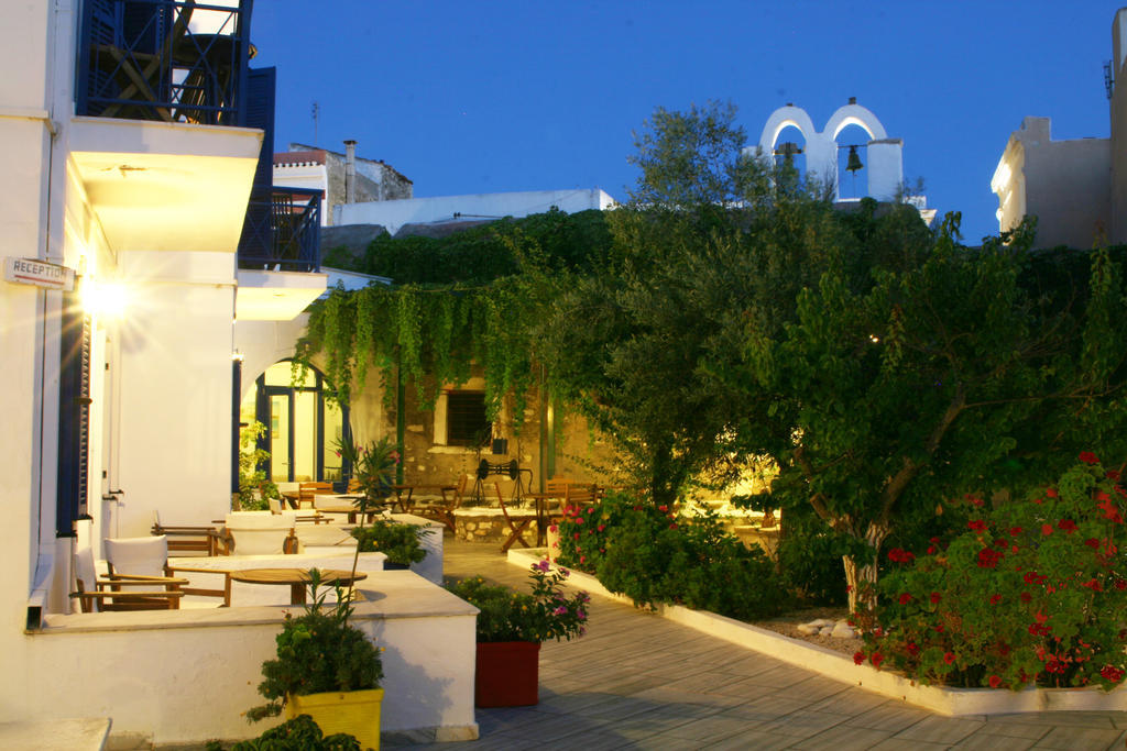 Captain Manolis Hotel 2*