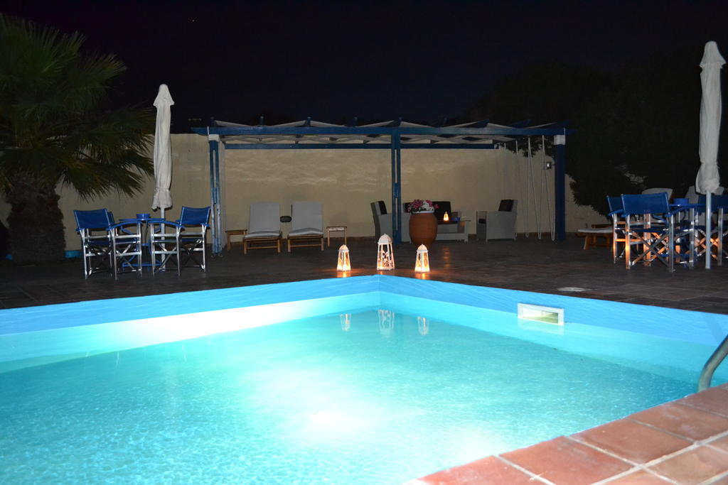 Melina Aparthotel Fira (Santorini)