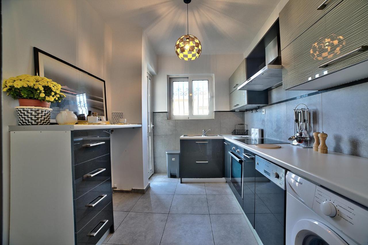 Beautiful In Center Apartment Glyfada (Attica)