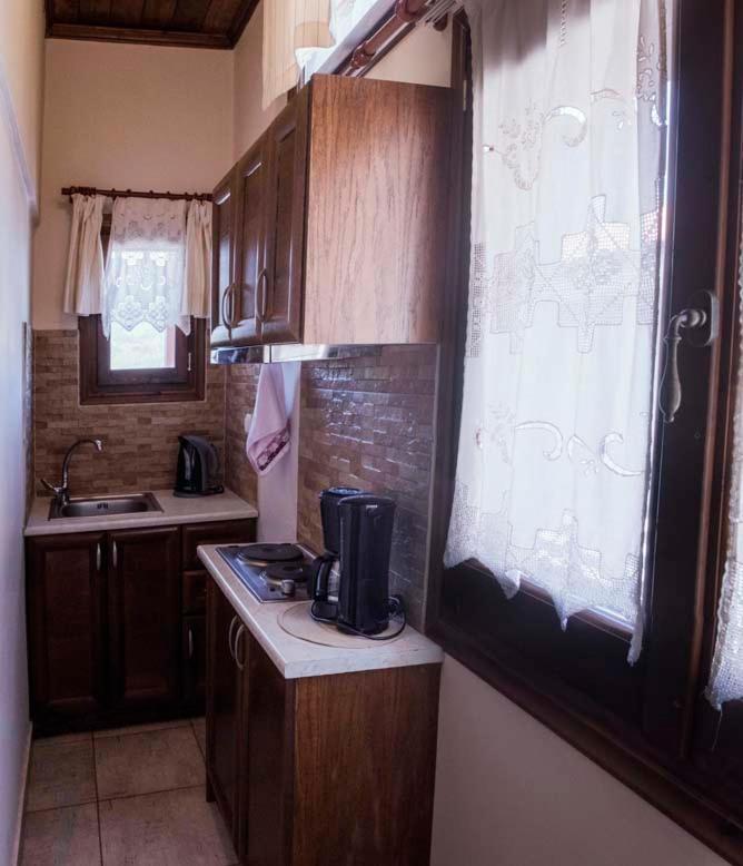 Guest house Theodorou 3*